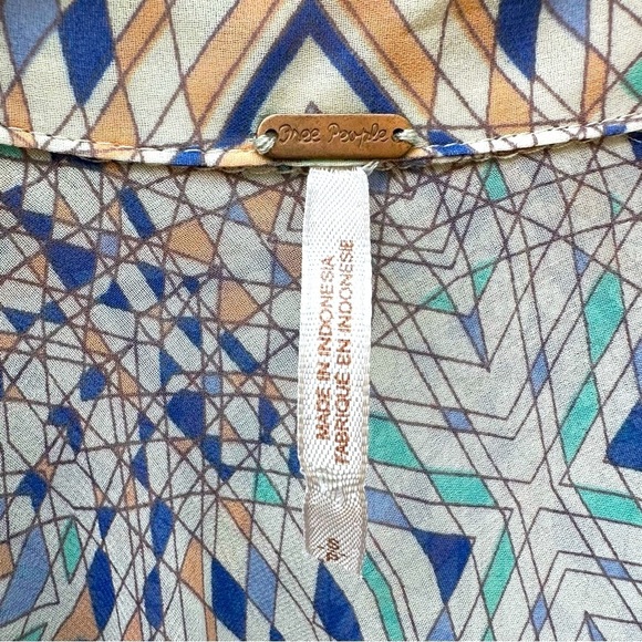 Free People Easy Rider Geometric Chiffon Button Front Blouse Women's Sz S - Picture 11 of 11